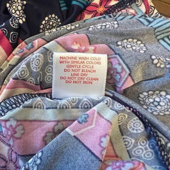 JOSIE by Natori women’s size XL.  multi colored swimsuit coverup - Picture 6 of 7